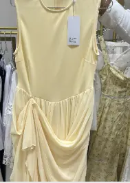 Dress drapeado yellow VOGUE